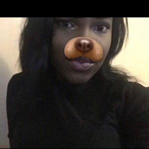 Meet your Posher, Sandina